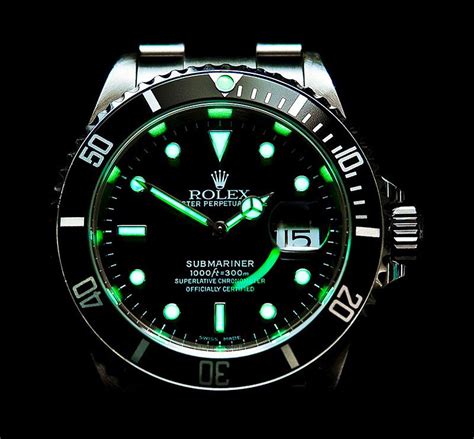 rolex submariner lume charge|rolex submariner weight.